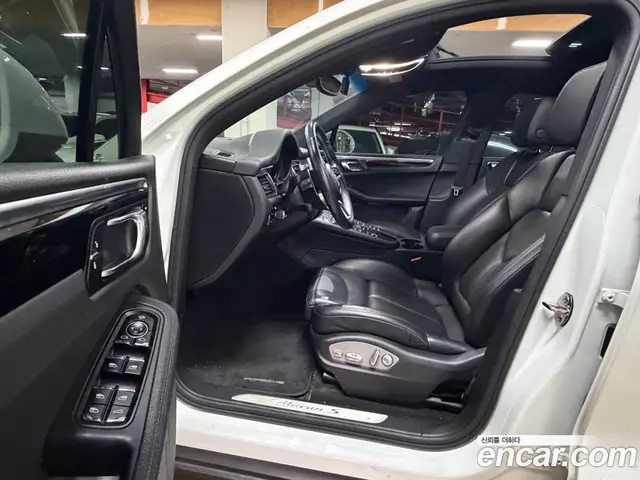 Porsche Macan 2017 3.0 автомат (гидро), миниатюра 6