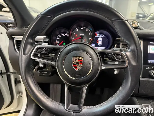 Porsche Macan 2017 3.0 автомат (гидро), миниатюра 9