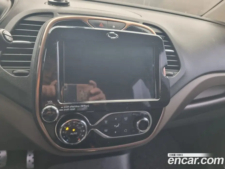 Renault (Samsung) QM3 2017 1.5 автомат (гидро), фото 12