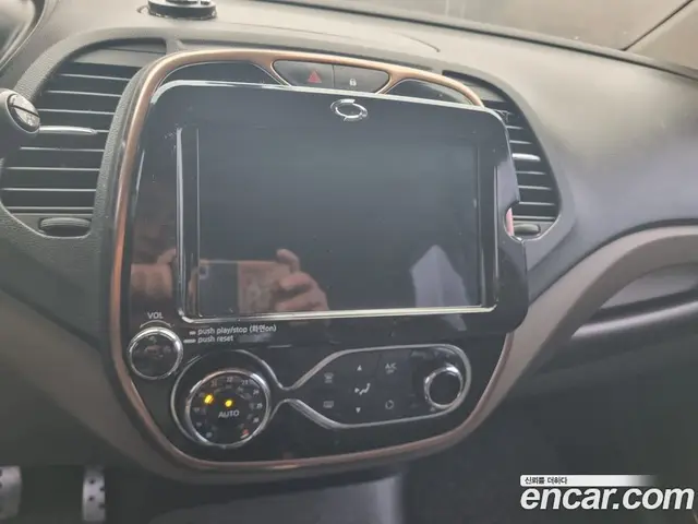 Renault (Samsung) QM3 2017 1.5 автомат (гидро), миниатюра 12