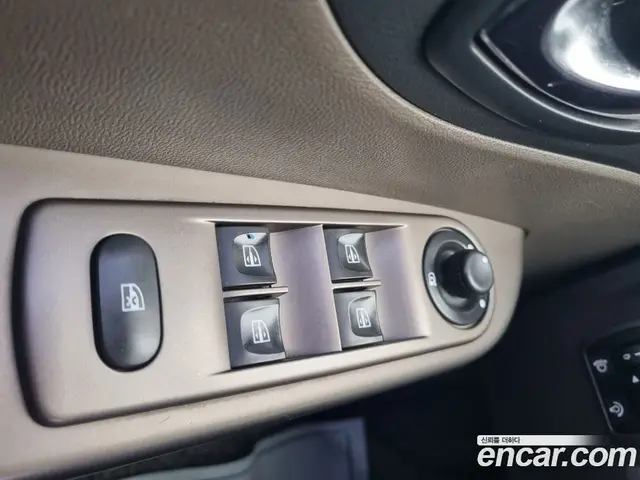 Renault (Samsung) QM3 2017 1.5 автомат (гидро), миниатюра 10