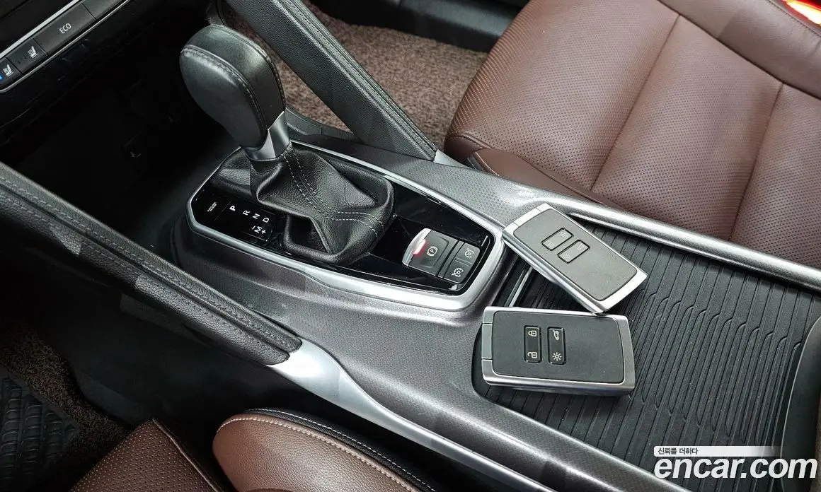 Renault (Samsung) QM6 2020 2.0 автомат (гидро), фото 9 Renault (Samsung) QM6 2020 2.0 автомат (гидро), фото 9