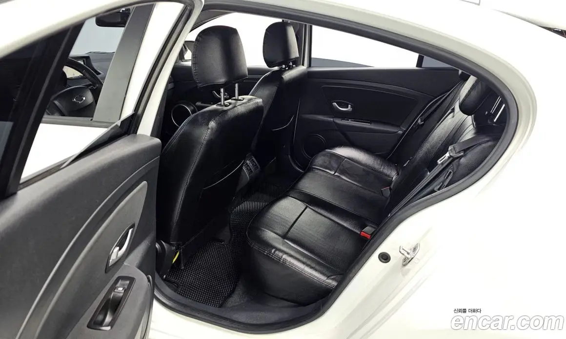 Renault (Samsung) SM3 2014 1.6 автомат (гидро), фото 12 Renault (Samsung) SM3 2014 1.6 автомат (гидро), фото 12