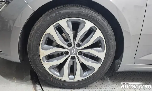 Renault (Samsung) SM6 2016 2.0 автомат (гидро), миниатюра 5 Renault (Samsung) SM6 2016 2.0 автомат (гидро), миниатюра 5