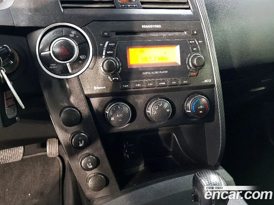 SsangYong Korando 2015 2.0 автомат (гидро), фото 13