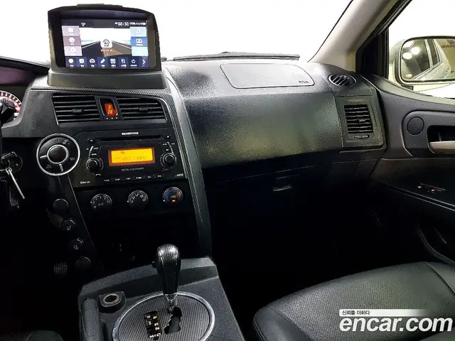 SsangYong Korando 2015 2.0 автомат (гидро), миниатюра 10