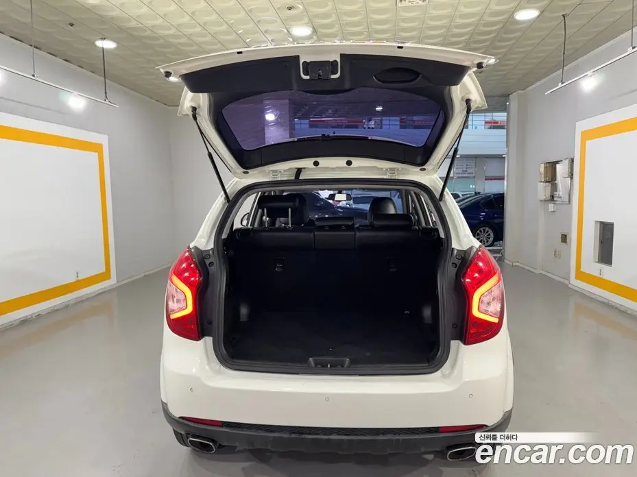 SsangYong Korando 2015 2.0 автомат (гидро), фото 17