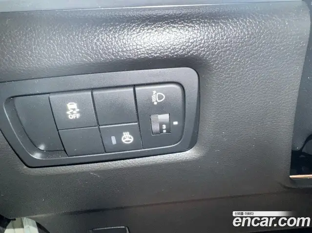 SsangYong Korando 2015 2.0 автомат (гидро), миниатюра 10