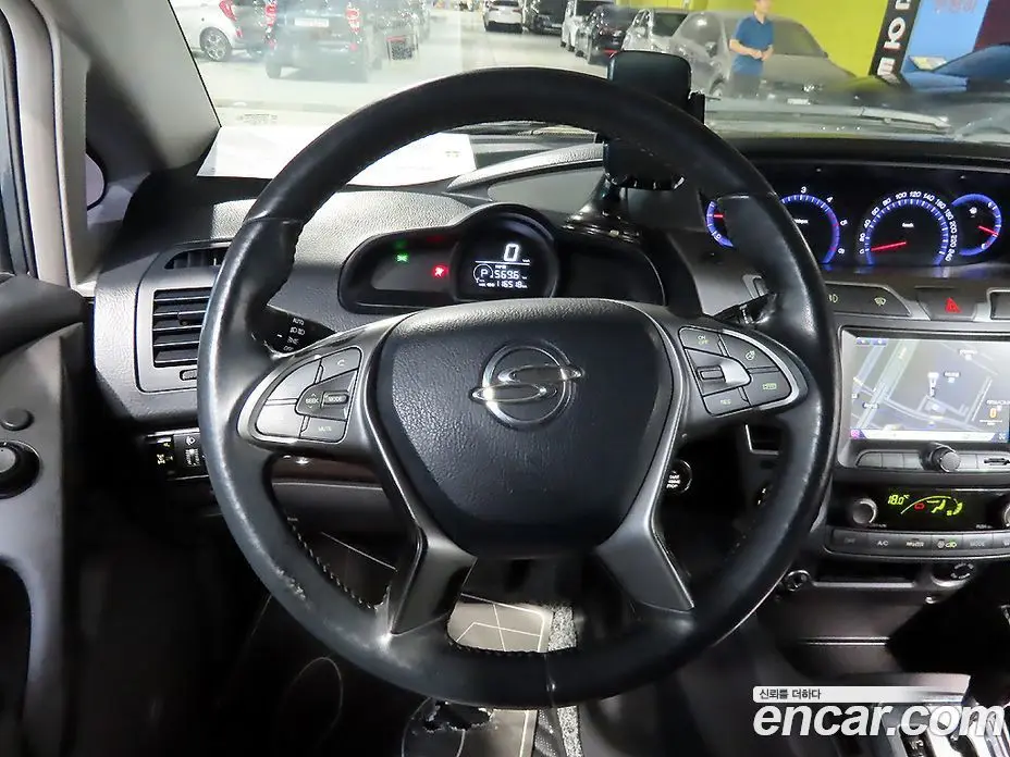 SsangYong Korando 2015 2.2 автомат (гидро), фото 10