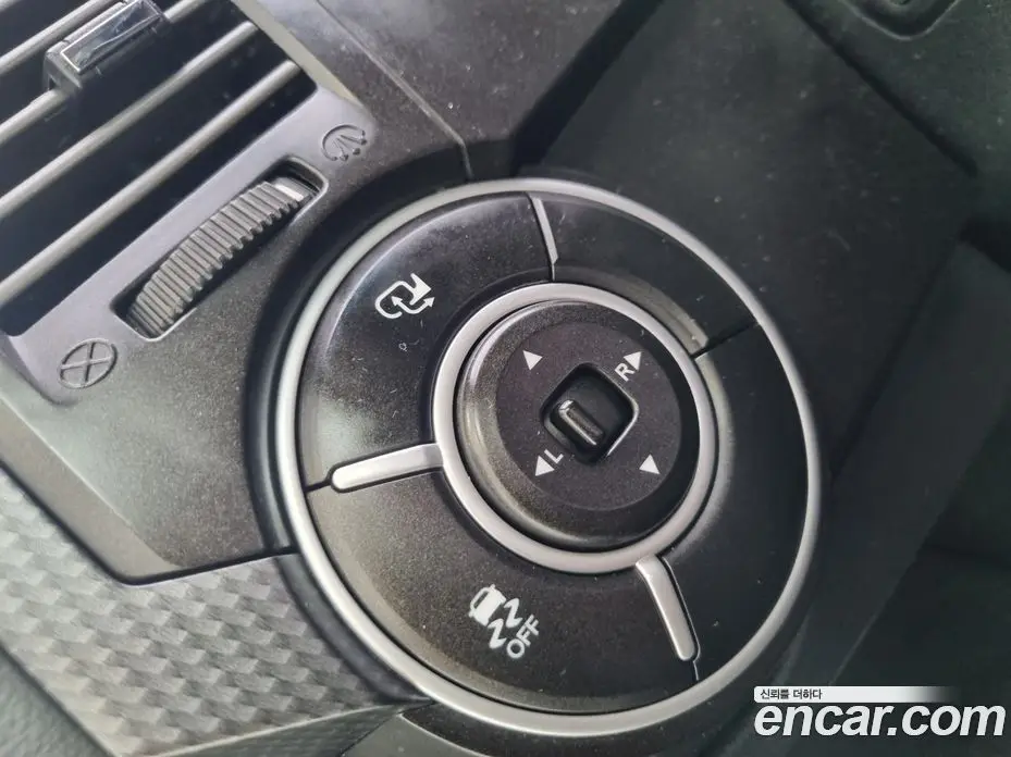 SsangYong Korando 2015 2.0 автомат (гидро), фото 17