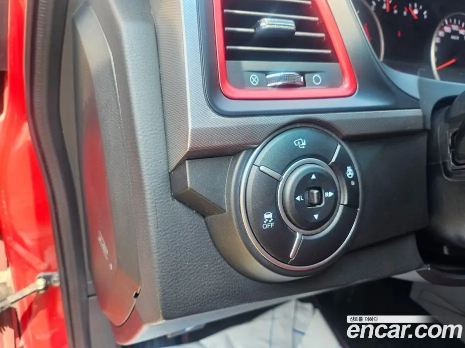 SsangYong Korando 2017 2.2 автомат (гидро), фото 13