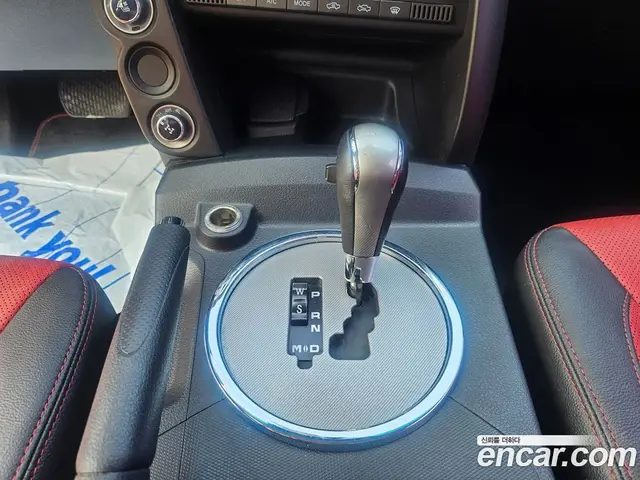 SsangYong Korando 2017 2.2 автомат (гидро), миниатюра 9