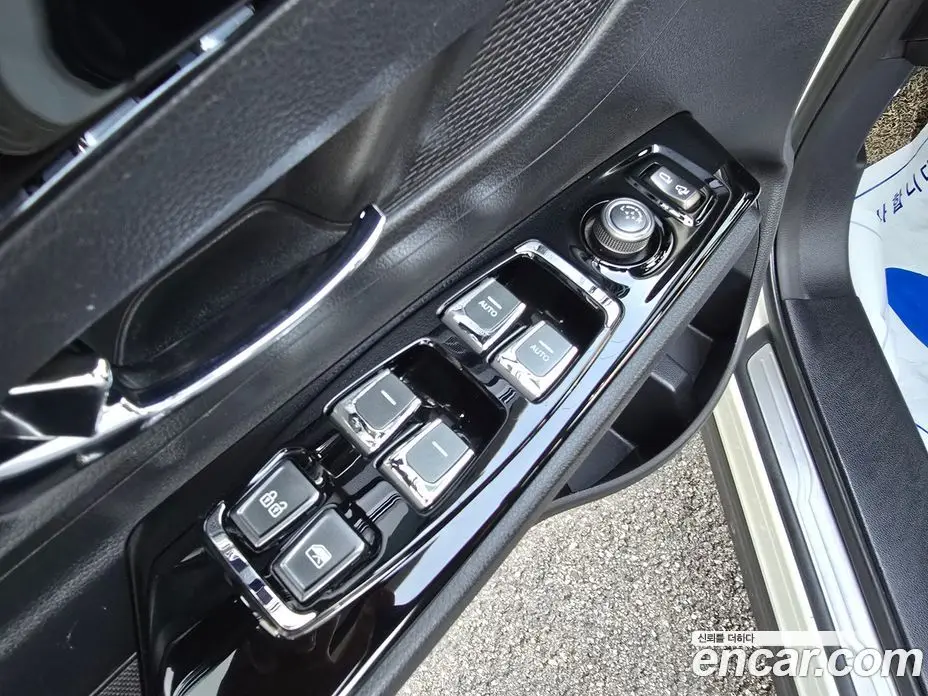 SsangYong Korando 2019 1.6 автомат (гидро), фото 16