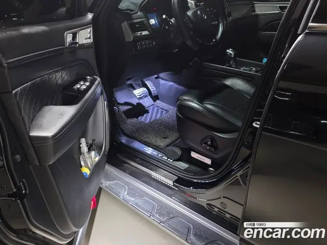 SsangYong Rexton 2018 2.2 автомат (гидро), миниатюра 7