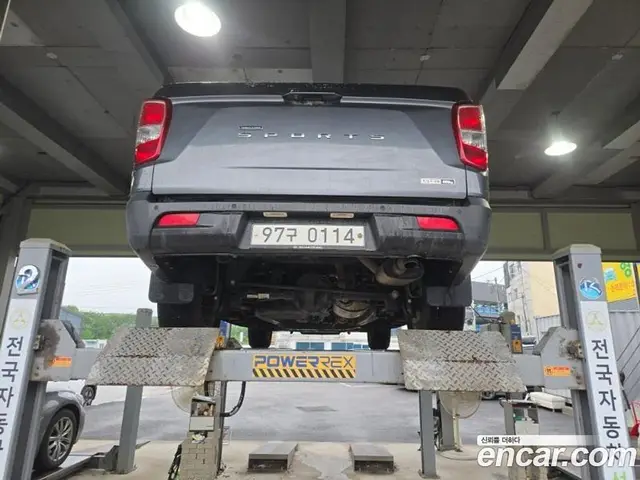 SsangYong Rexton 2018 2.2 автомат (гидро), миниатюра 2