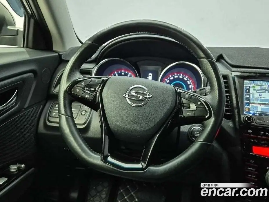 SsangYong TIBOLI 2017 1.6 автомат (гидро), фото 9