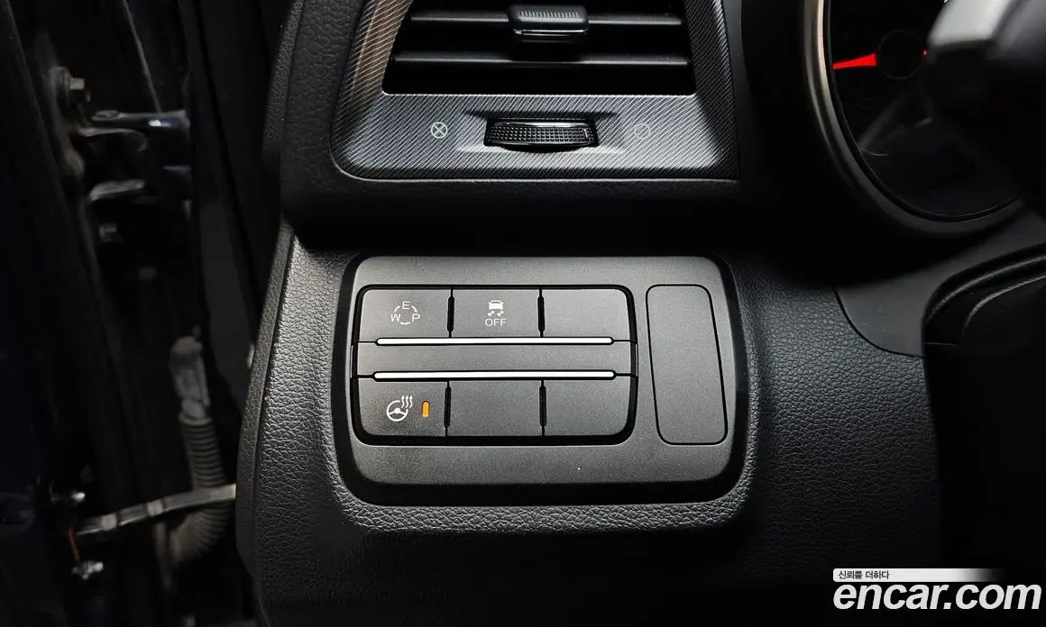 SsangYong TIBOLI 2017 1.6 автомат (гидро), фото 16