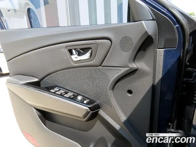 SsangYong TIBOLI 2018 1.6 автомат (гидро), миниатюра 11