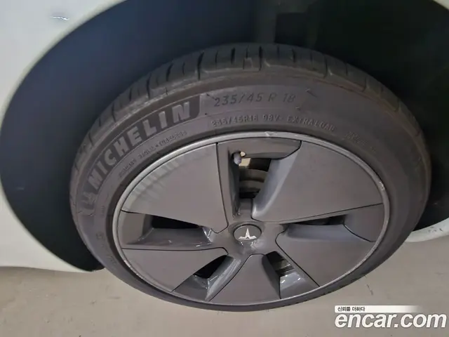 Tesla Model 3 2021 автомат (гидро), миниатюра 11