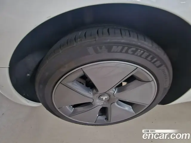 Tesla Model 3 2021 автомат (гидро), миниатюра 12