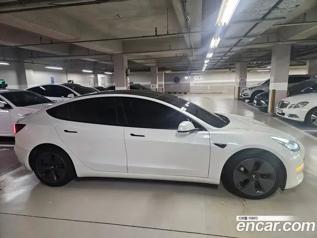Tesla Model 3 2021 автомат (гидро), миниатюра 5