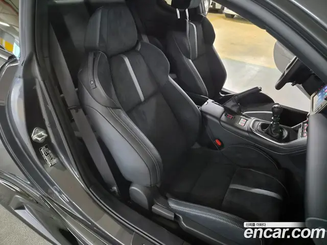 Toyota 86 2024 2.4 механика, миниатюра 11