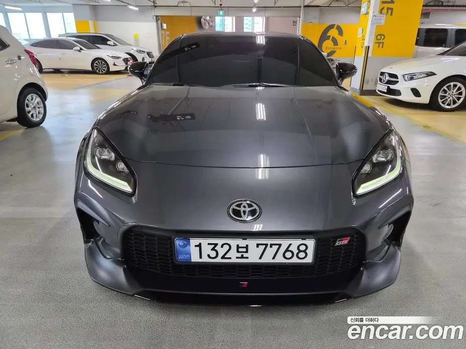 Toyota 86 2024 2.4 механика, фото 3