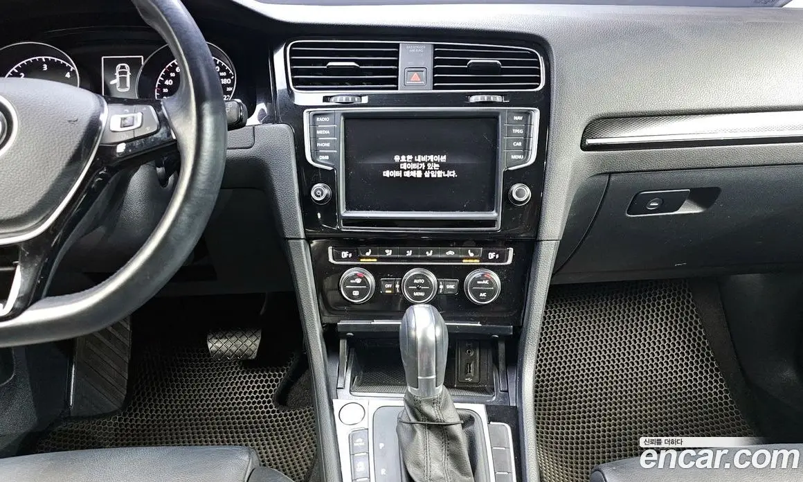 Volkswagen Golf 2015 2.0 автомат (гидро), фото 14 Volkswagen Golf 2015 2.0 автомат (гидро), фото 14
