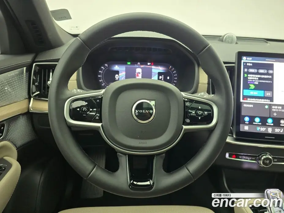 Volvo XC90 2025 2.0 автомат (гидро), фото 17