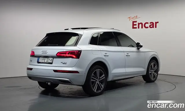 Audi Q5 2020 3.0 автомат (гидро), миниатюра 2 Audi Q5 2020 3.0 автомат (гидро), миниатюра 2