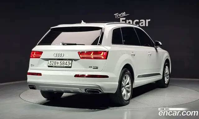 Audi Q7 2019 2.0 автомат (гидро), миниатюра 2