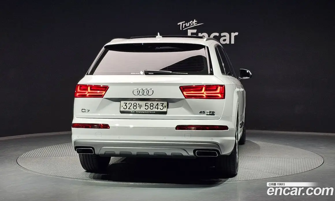 Audi Q7 2019 2.0 автомат (гидро), фото 4