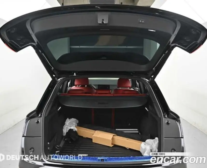 Audi SQ5 2023 3.0 автомат (гидро), фото 19