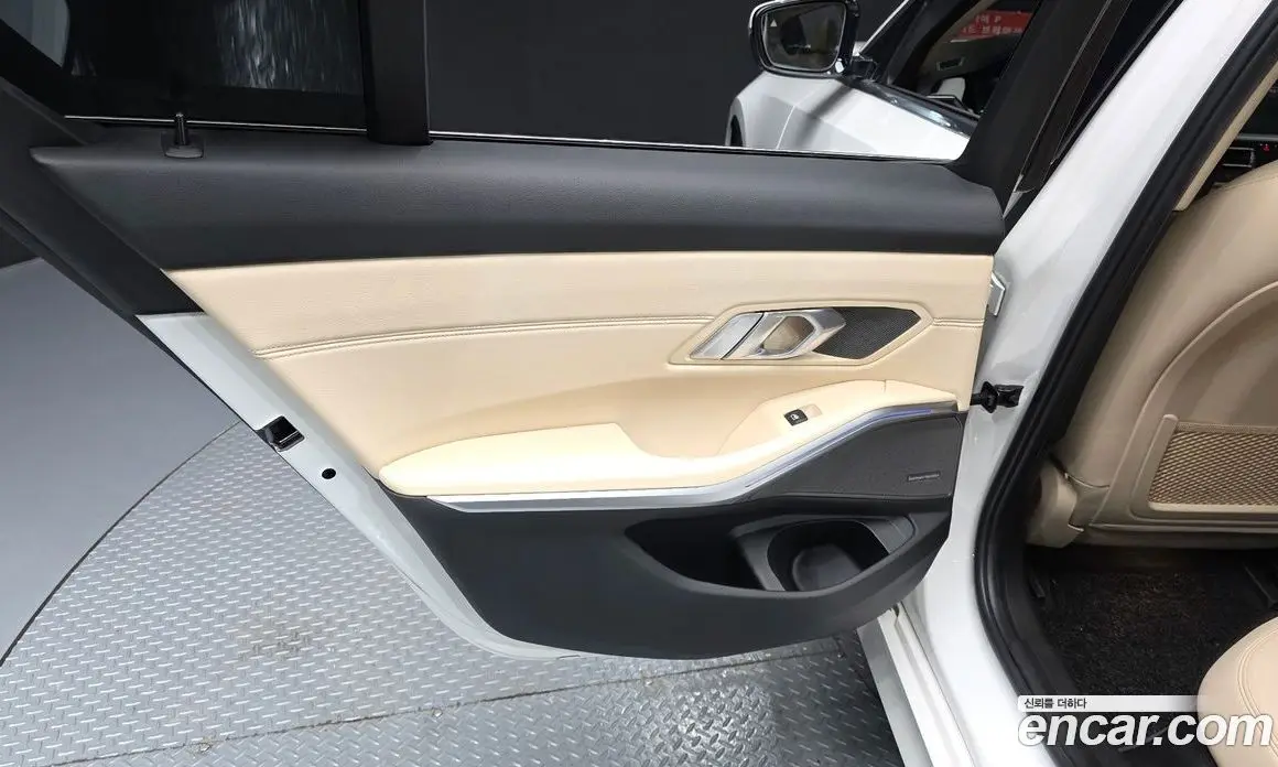 BMW 3 серия 2020 2.0 автомат (гидро), фото 15