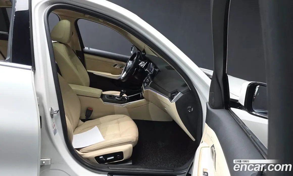 BMW 3 серия 2020 2.0 автомат (гидро), фото 17