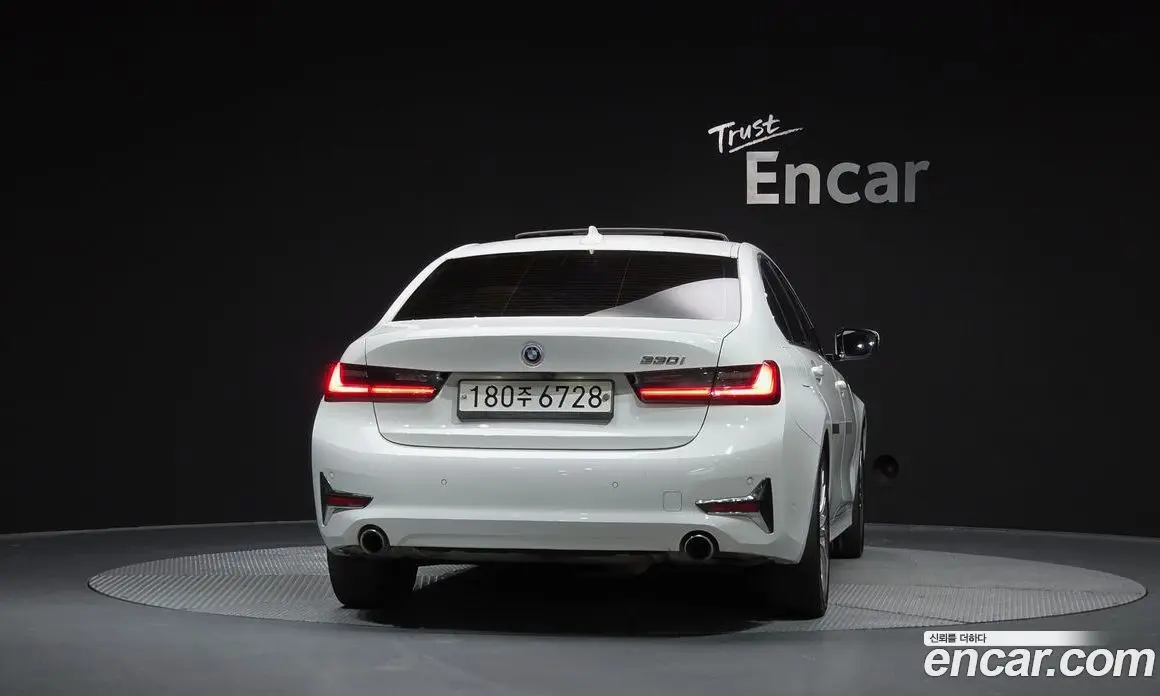 BMW 3 серия 2020 2.0 автомат (гидро), фото 4