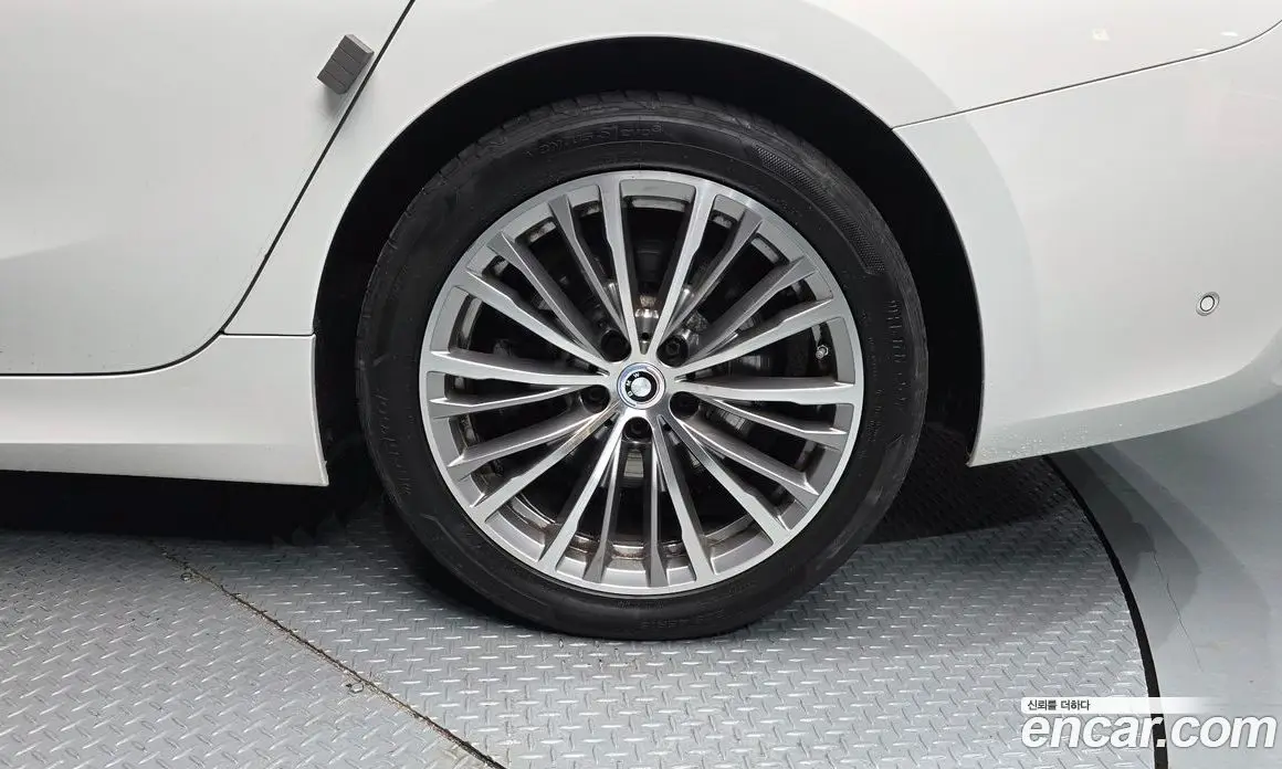 BMW 3 серия 2020 2.0 автомат (гидро), фото 7