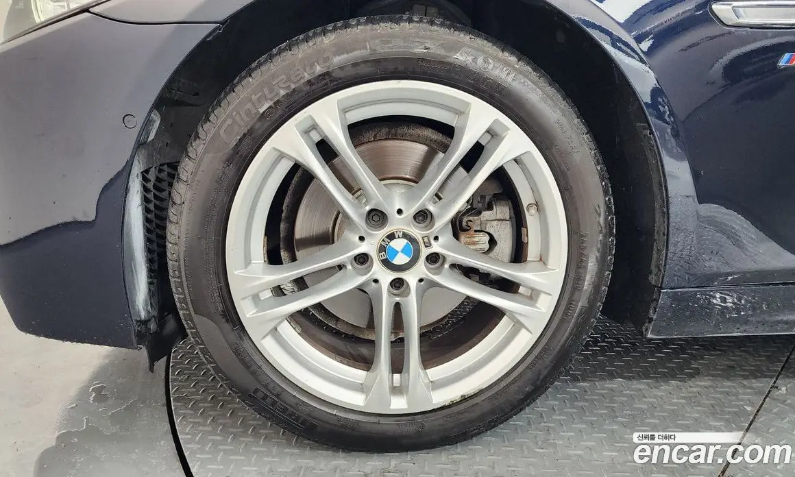 BMW 5 серия 2016 2.0 автомат (гидро), фото 5