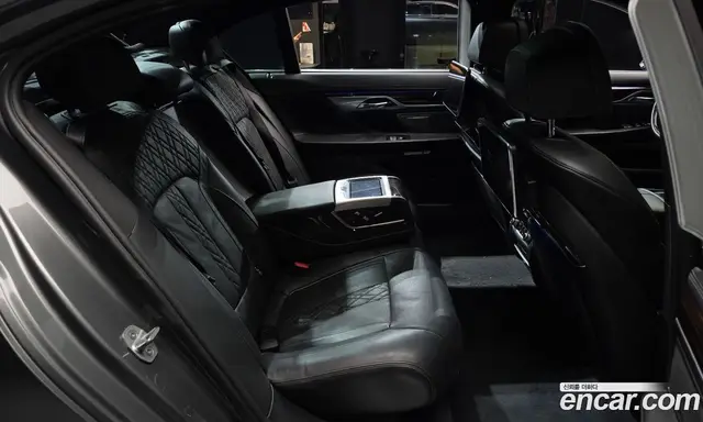 BMW 7 серия 2016 3.0 автомат (гидро), миниатюра 11