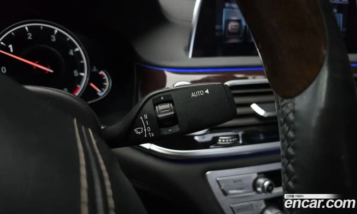 BMW 7 серия 2016 3.0 автомат (гидро), фото 17