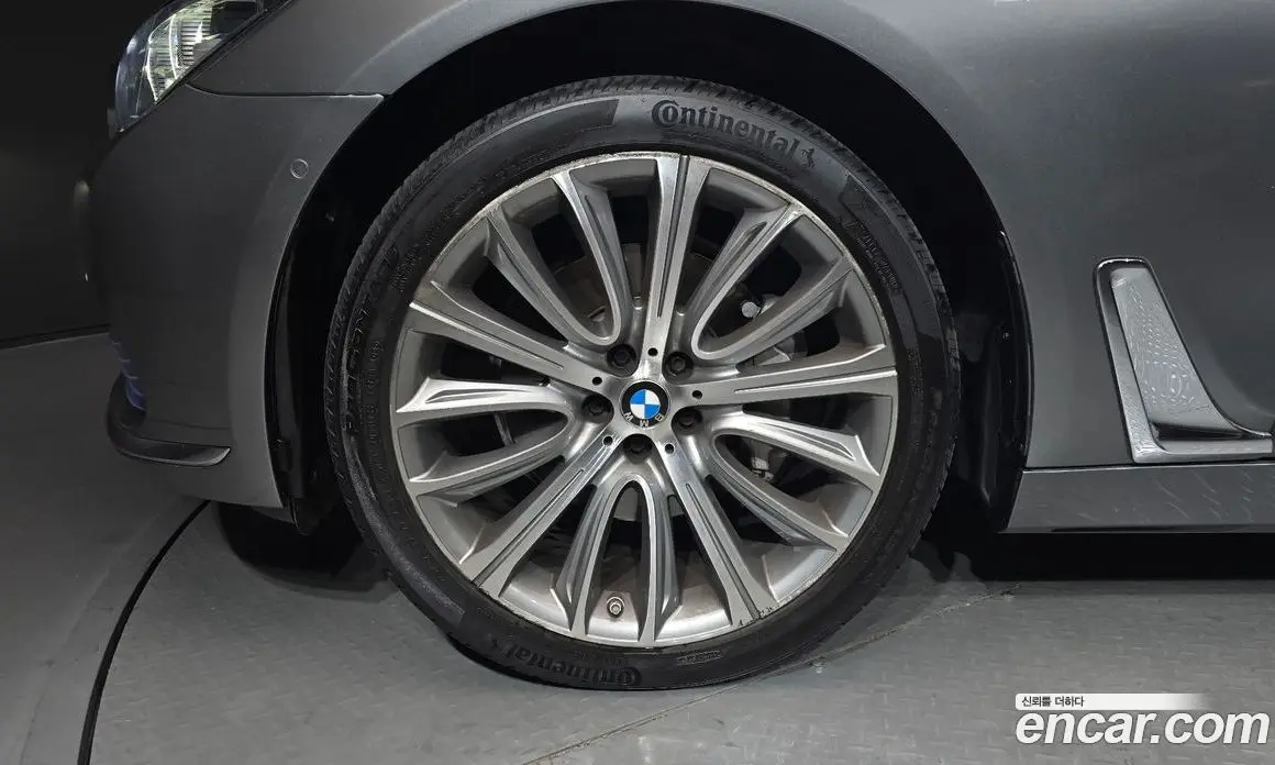 BMW 7 серия 2016 3.0 автомат (гидро), фото 5