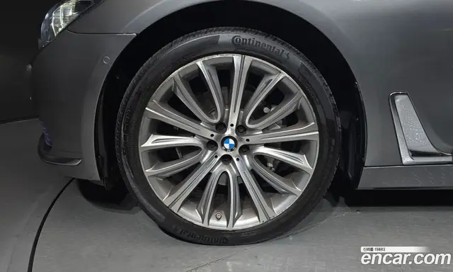 BMW 7 серия 2016 3.0 автомат (гидро), миниатюра 5