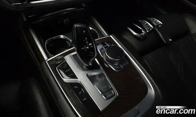 BMW 7 серия 2016 3.0 автомат (гидро), миниатюра 9