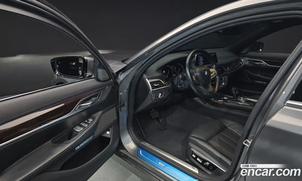 BMW 7 серия 2016 3.0 автомат (гидро), фото 10