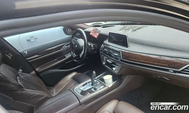 BMW 7 серия 2017 4.4 автомат (гидро), миниатюра 7