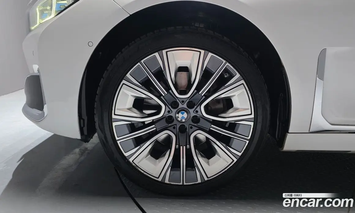 BMW 7 серия 2021 3.0 автомат (гидро), фото 5