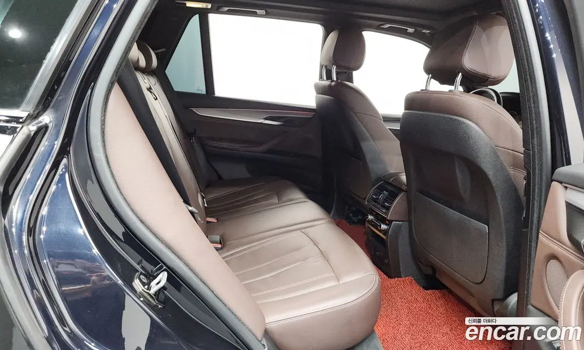 BMW X5 2018 3.0 автомат (гидро), фото 12