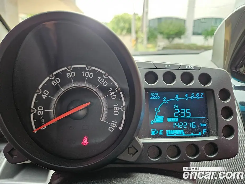 Chevrolet Spark 2012 1.0 автомат (гидро), фото 12