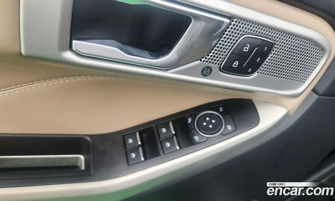 Ford Explorer 2022 2.3 автомат (гидро), фото 12