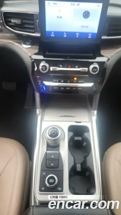 Ford Explorer 2022 2.3 автомат (гидро), фото 15